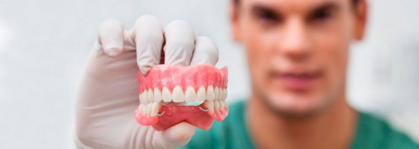 Materiales de las prótesis dentales.